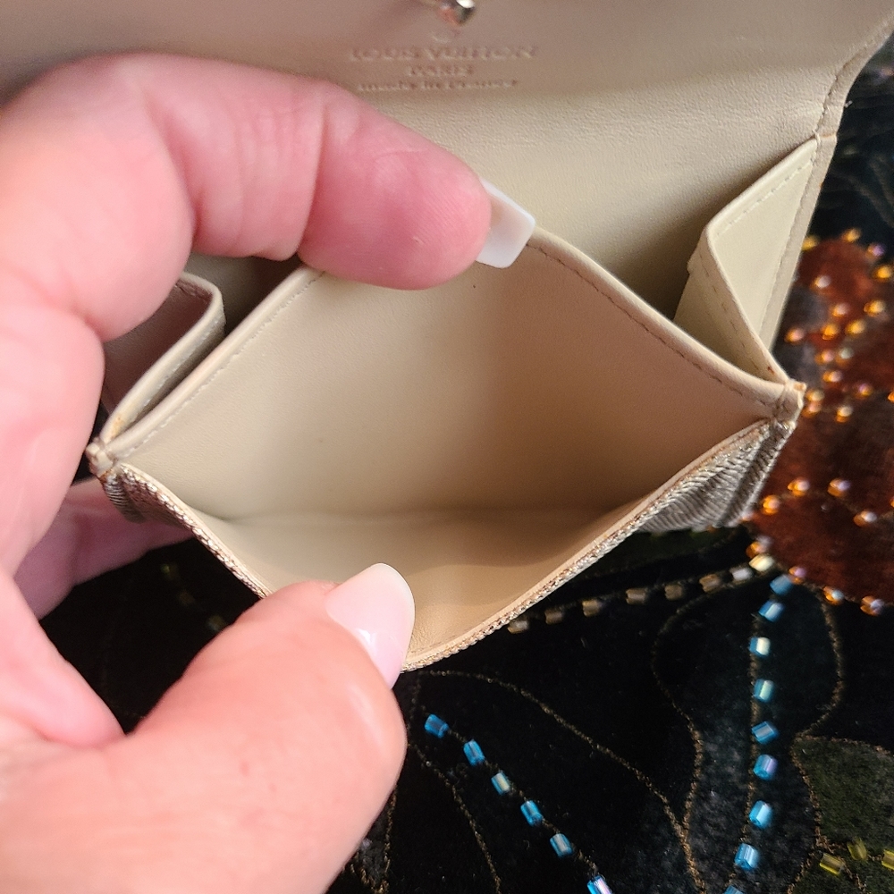 Louis Vuitton coin wallet - Picture 7 of 8